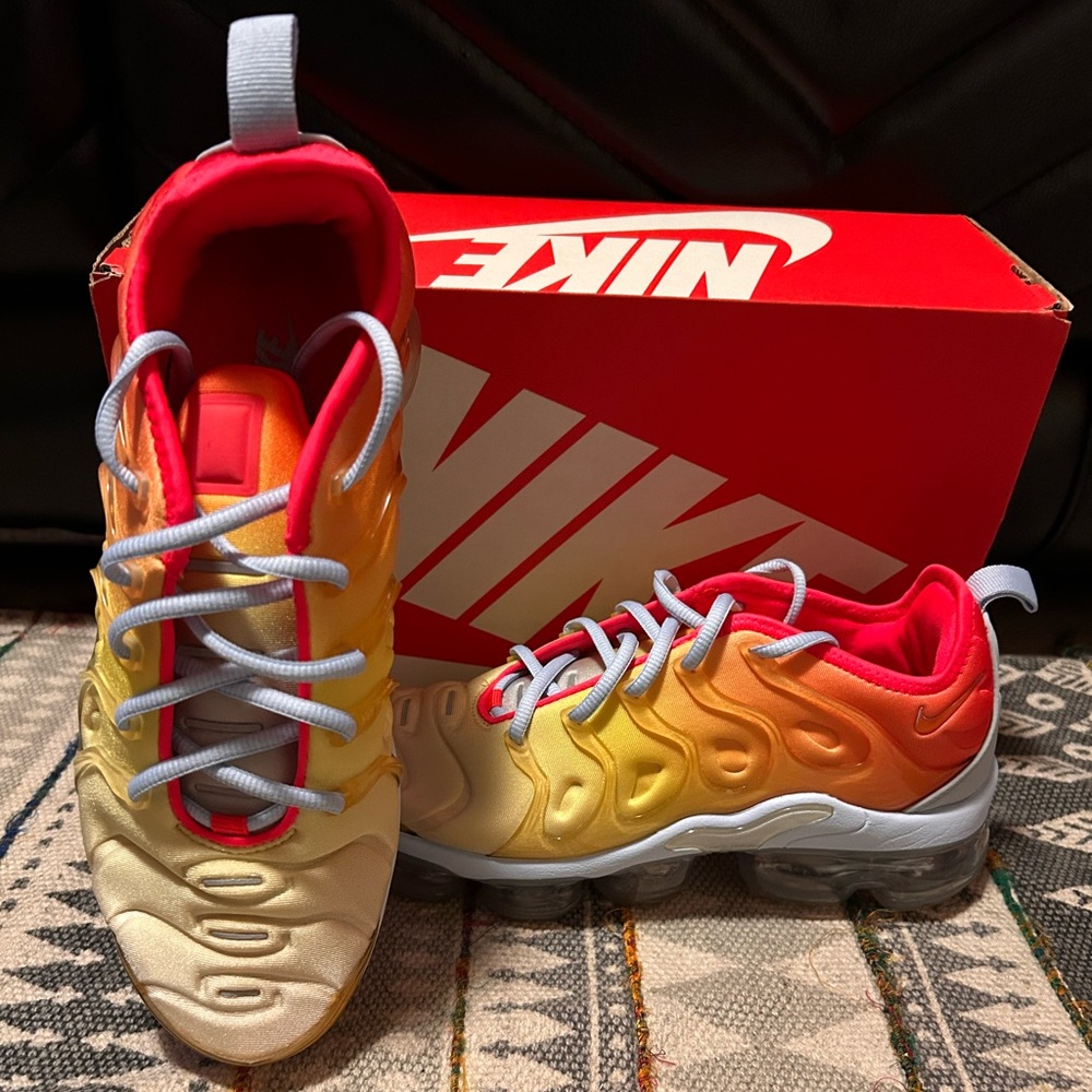 Nike Airmax Plus 2020- Orange/Yellow